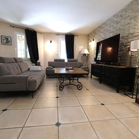 Villa Family House With Private Pool In The Countryside Of Les Taillades, In The Luberon Park Les Taillades